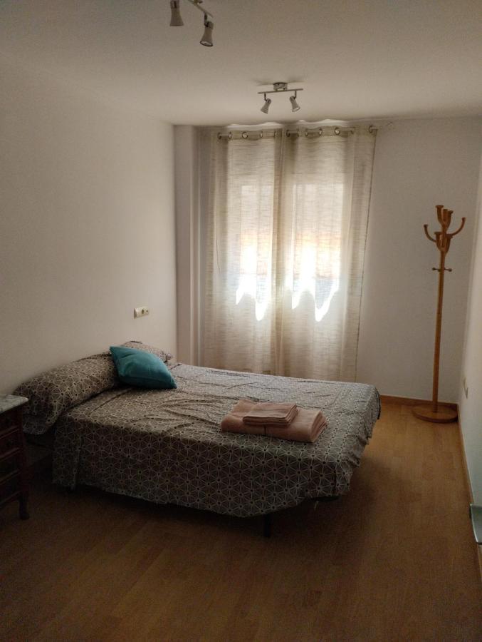 Apartamentos Canana De Vega Flix Ngoại thất bức ảnh